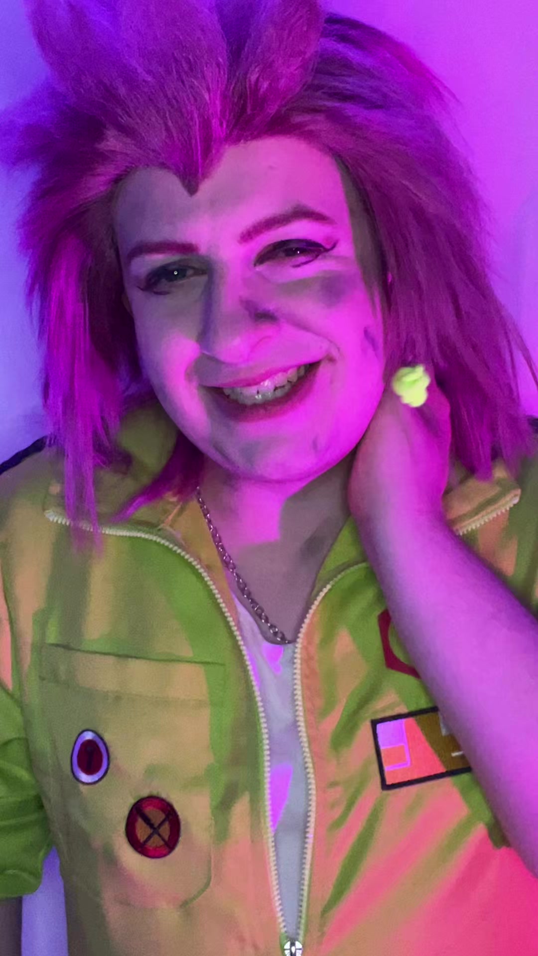 @(,,⊕︿⊗,,)