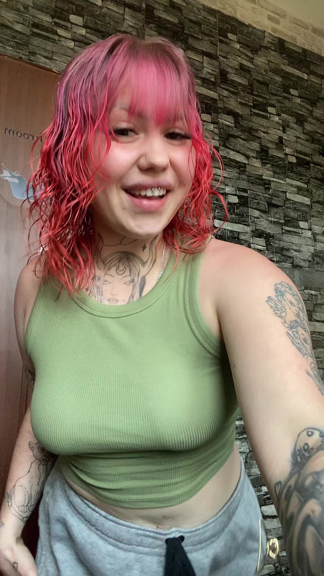 @𝐕𝐚𝐧𝐞𝐬𝐬𝐚 (+22,8k)