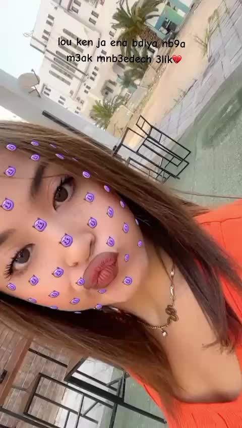 @🦄