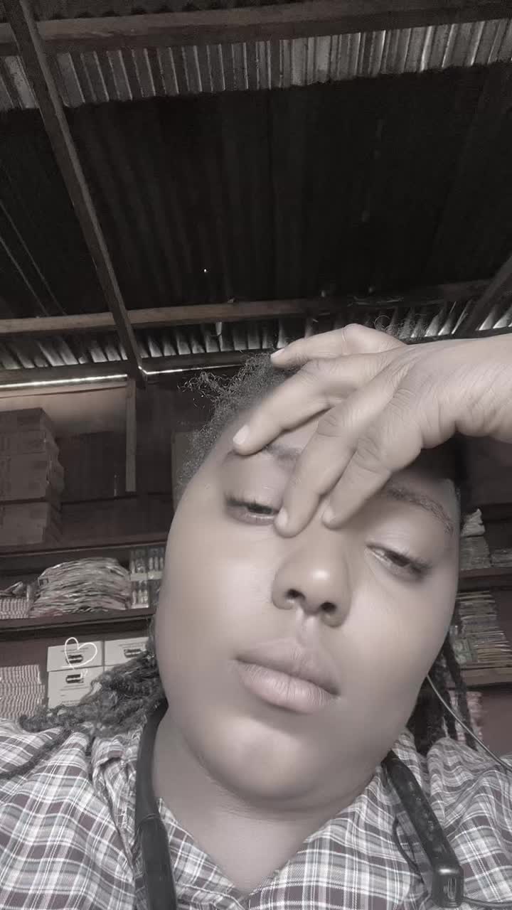@Gloria Ntumba