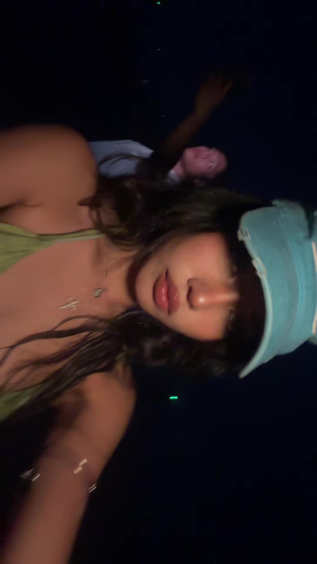 @แชมเปญ🎀🧚🏻&zwj;♀️