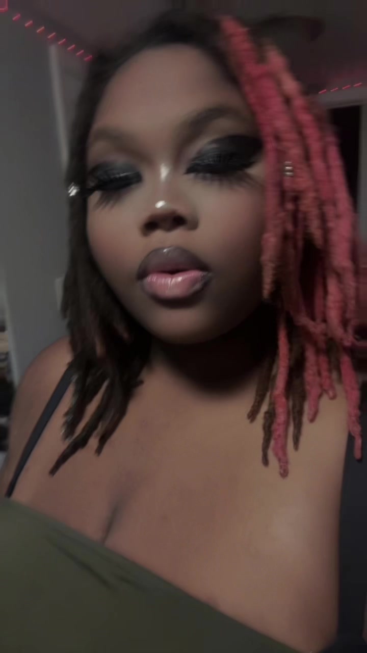 @🕷️