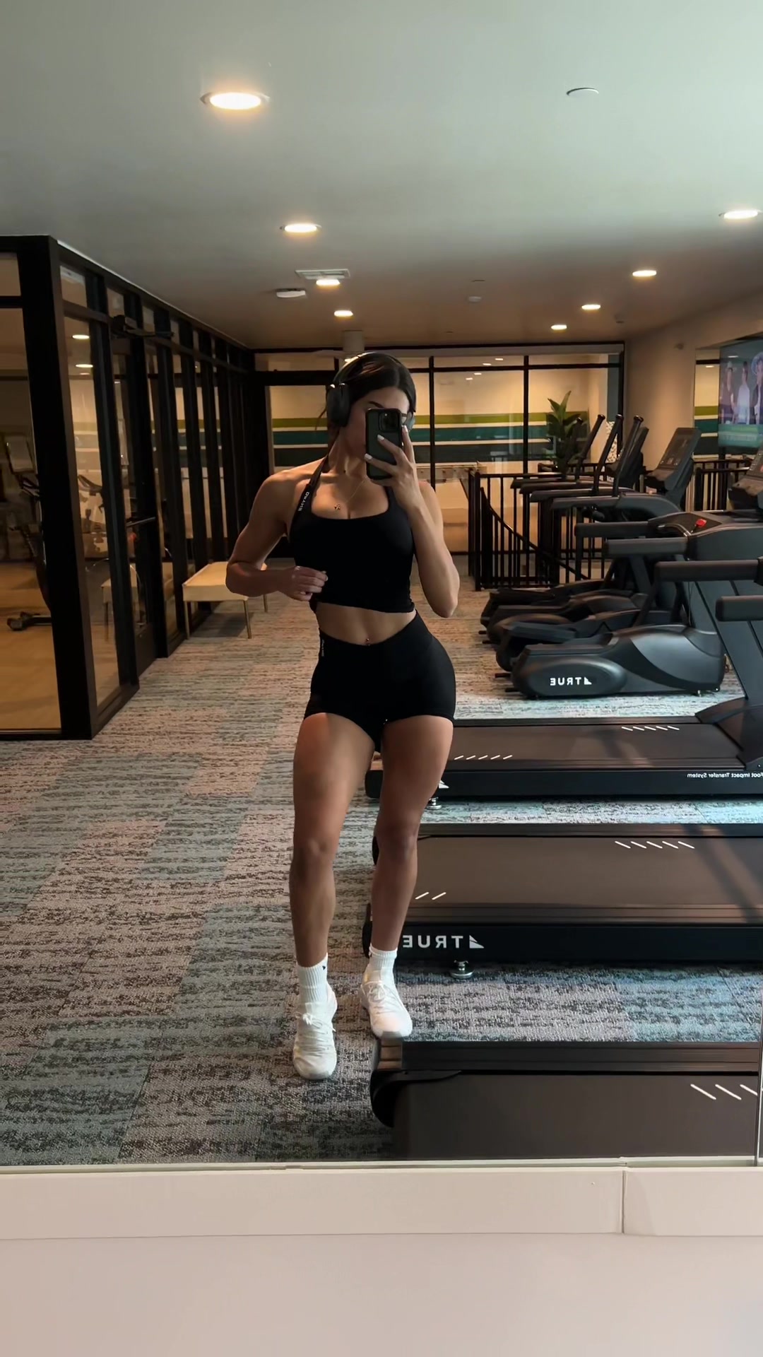 @zeynah🪽