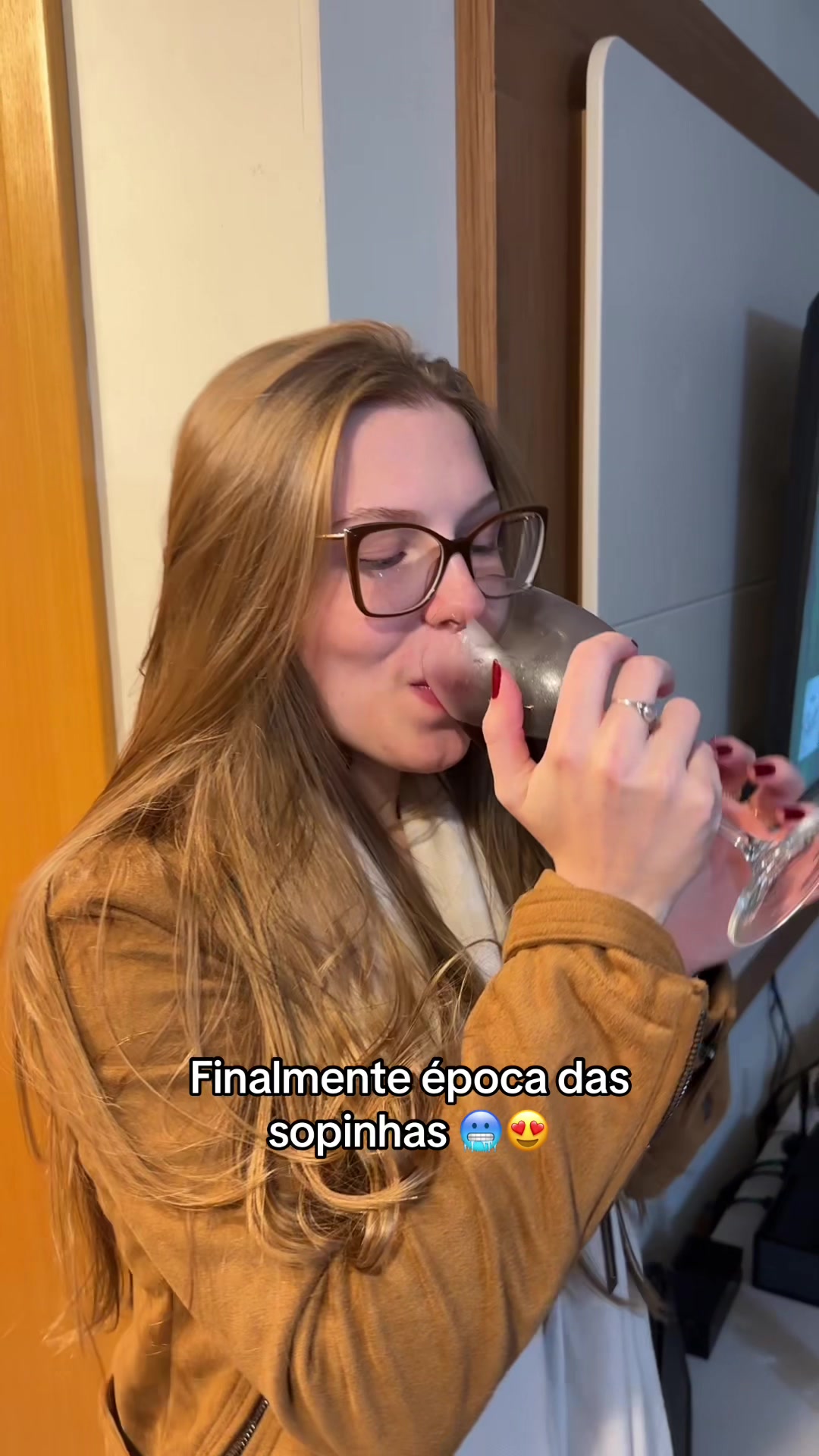 @nicolli