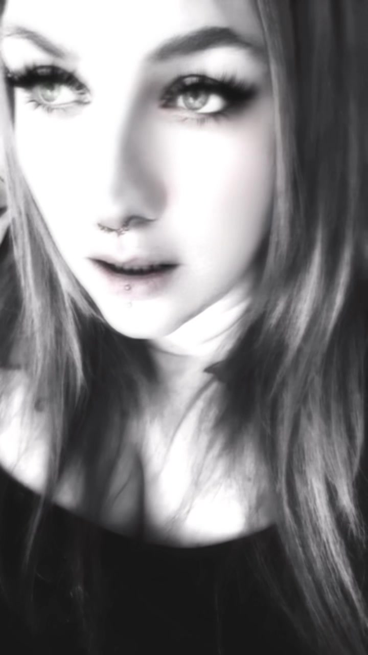 @🖤Louise🖤Ghoulett🖤