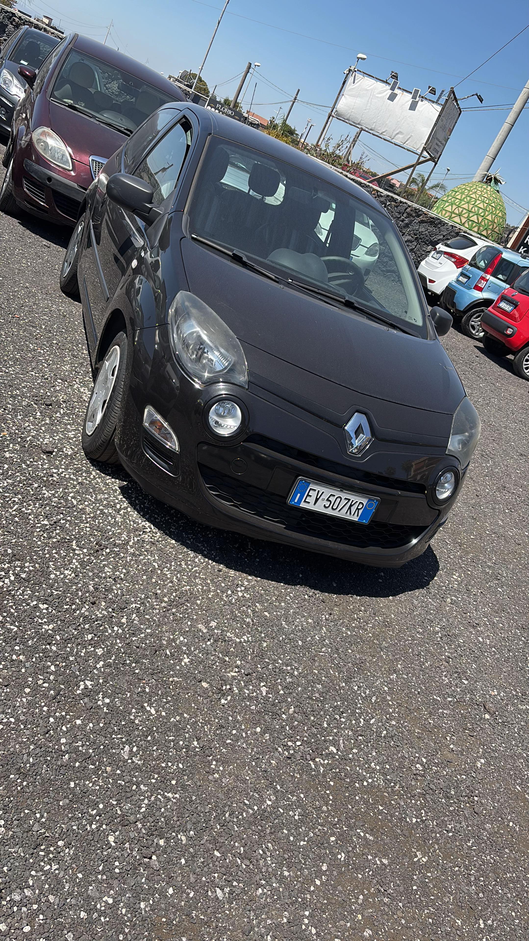 @Autosalone/Noleggio Florio