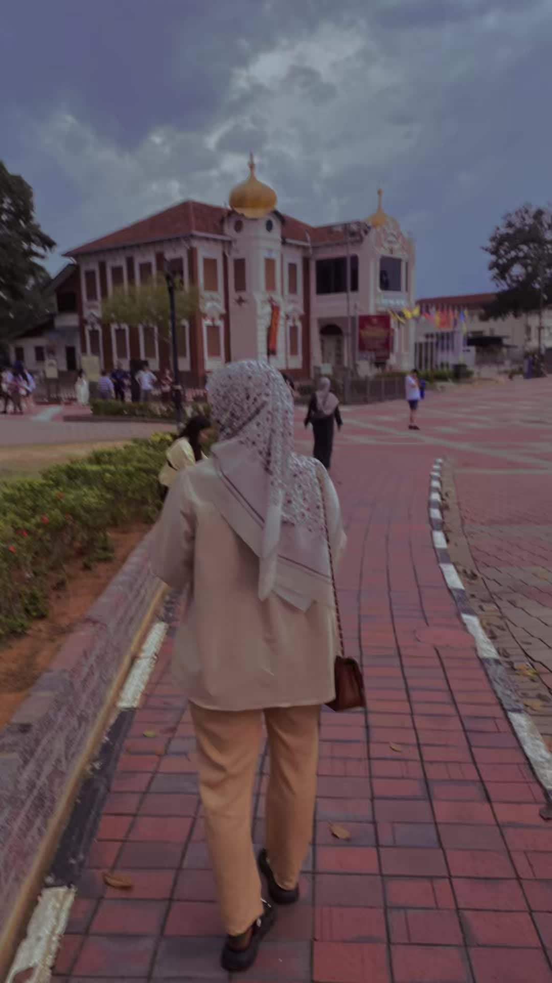 @Muhd Iruzuan