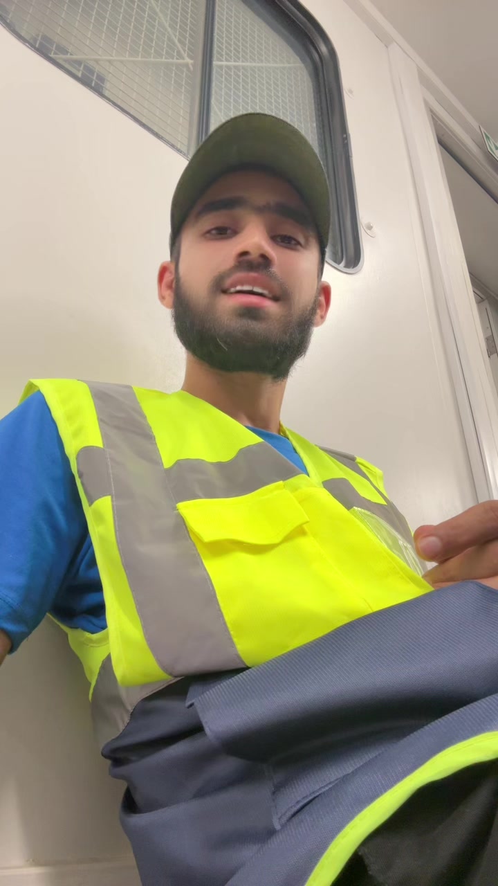 @Zeeshan Saeed 🇵🇰🇬🇧