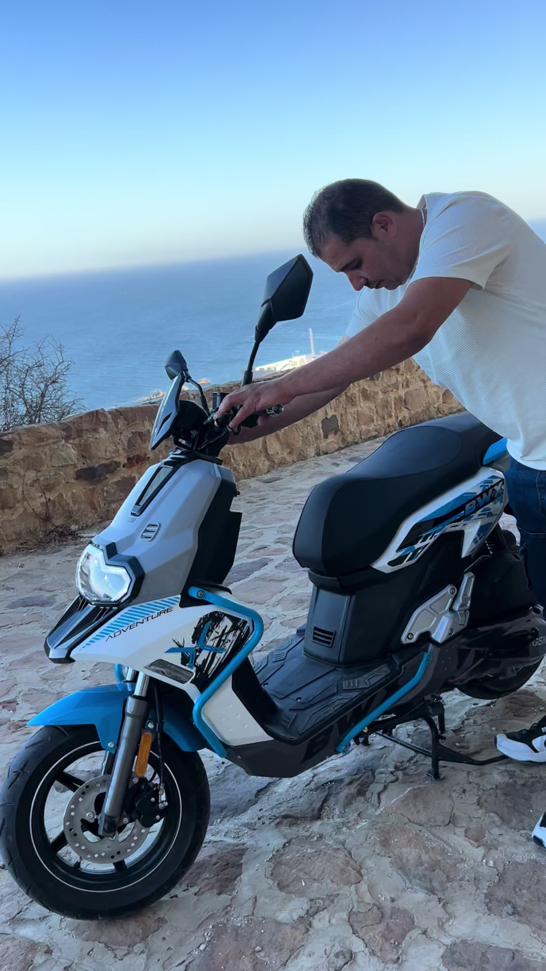 @🏍️ Houssem Caza Moto TN