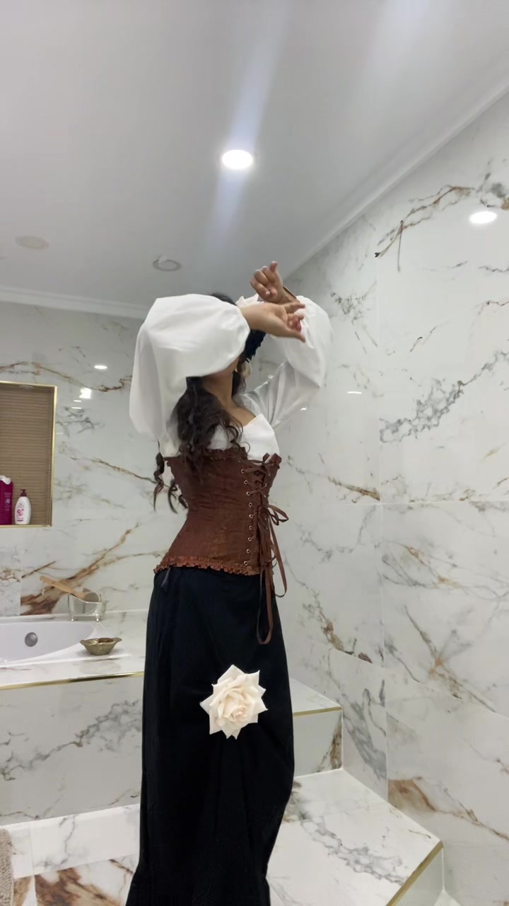 @daniela🥂