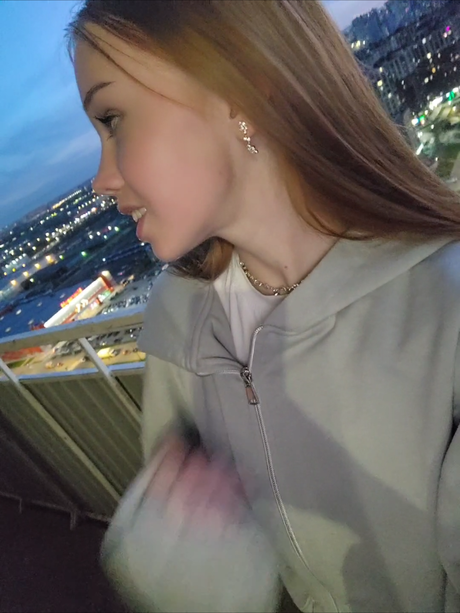 @анютка