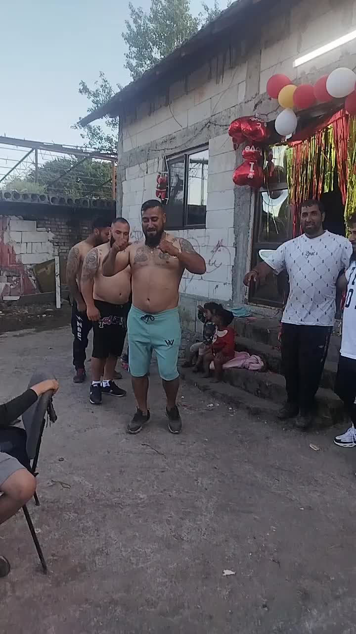 @Dan Dan Bobadieru