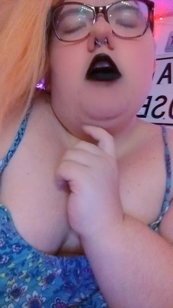 @TheGoddessesChaosKitten🐾🐾