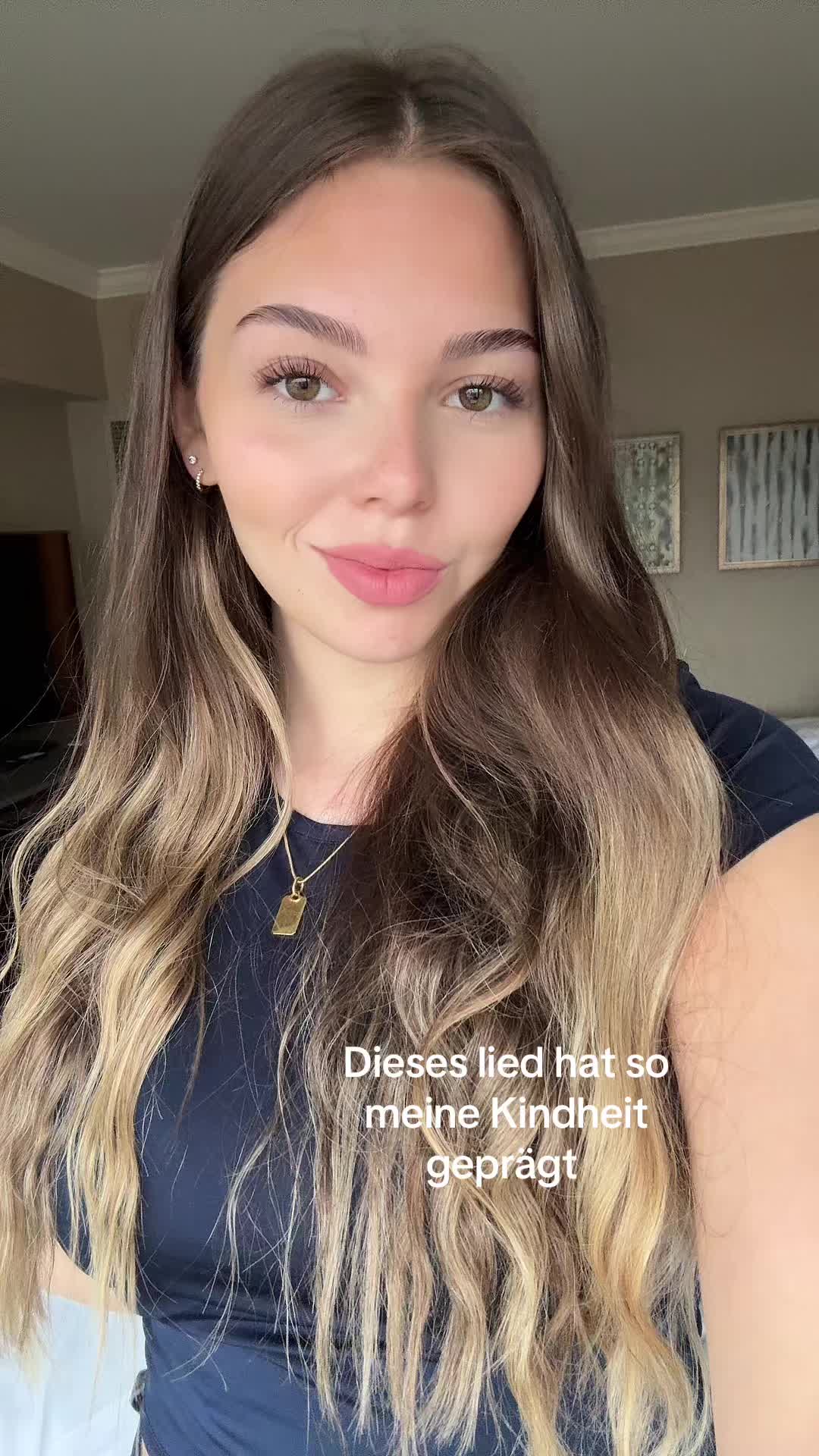 @Lara
