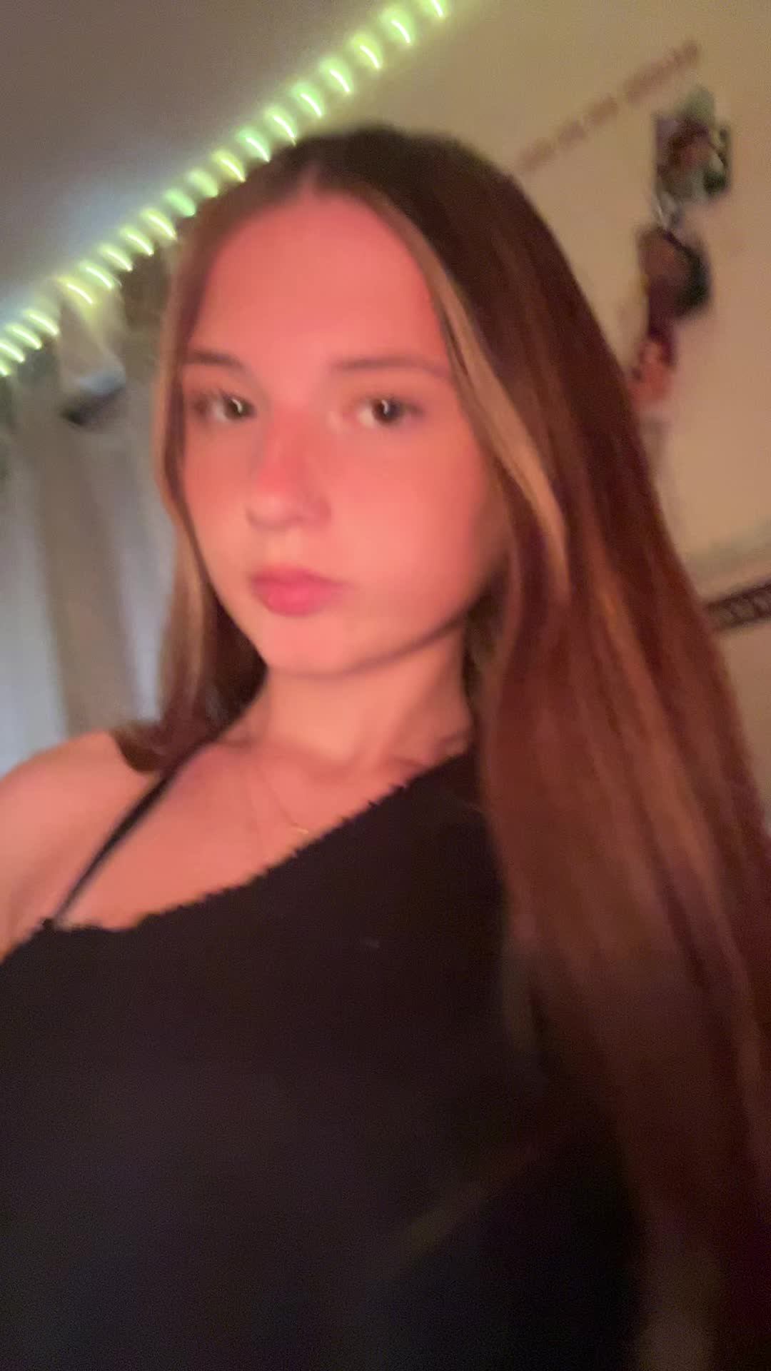 @✨