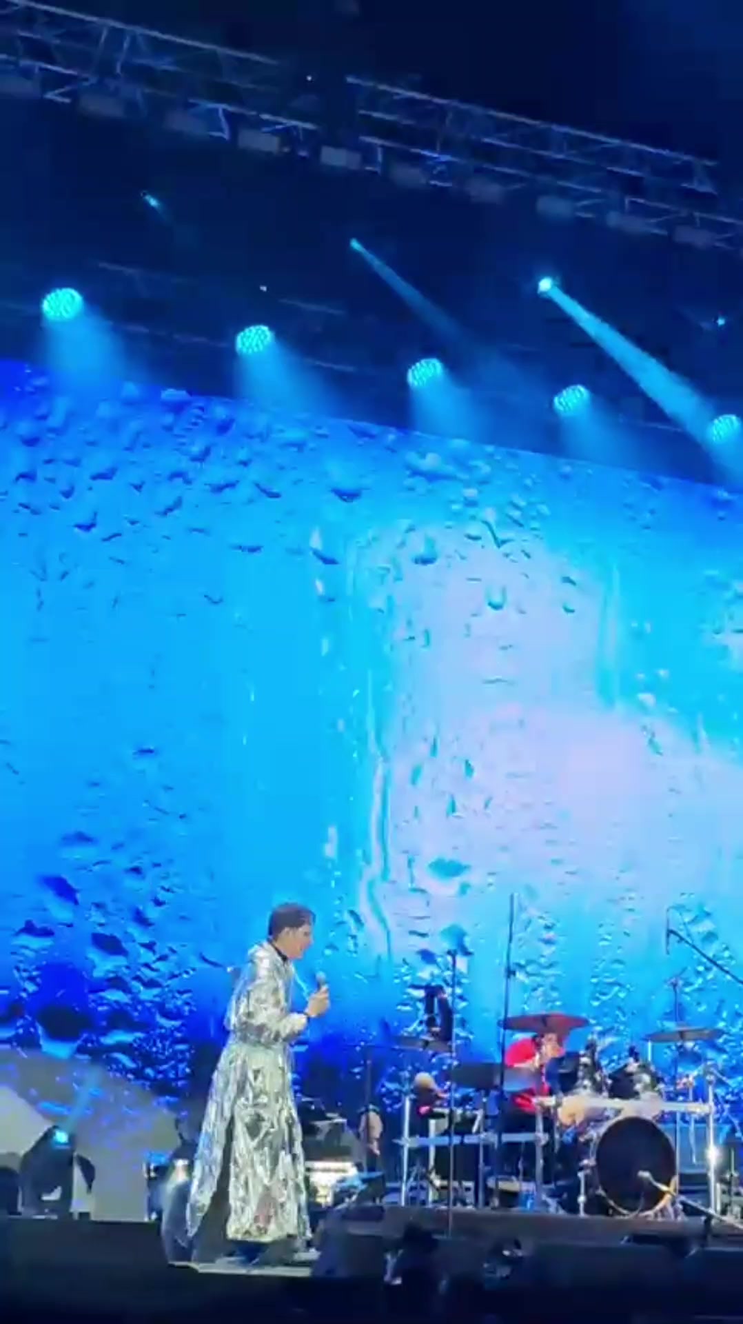 @𝕵𝖆𝖓𝖕𝖍𝖔𝖑