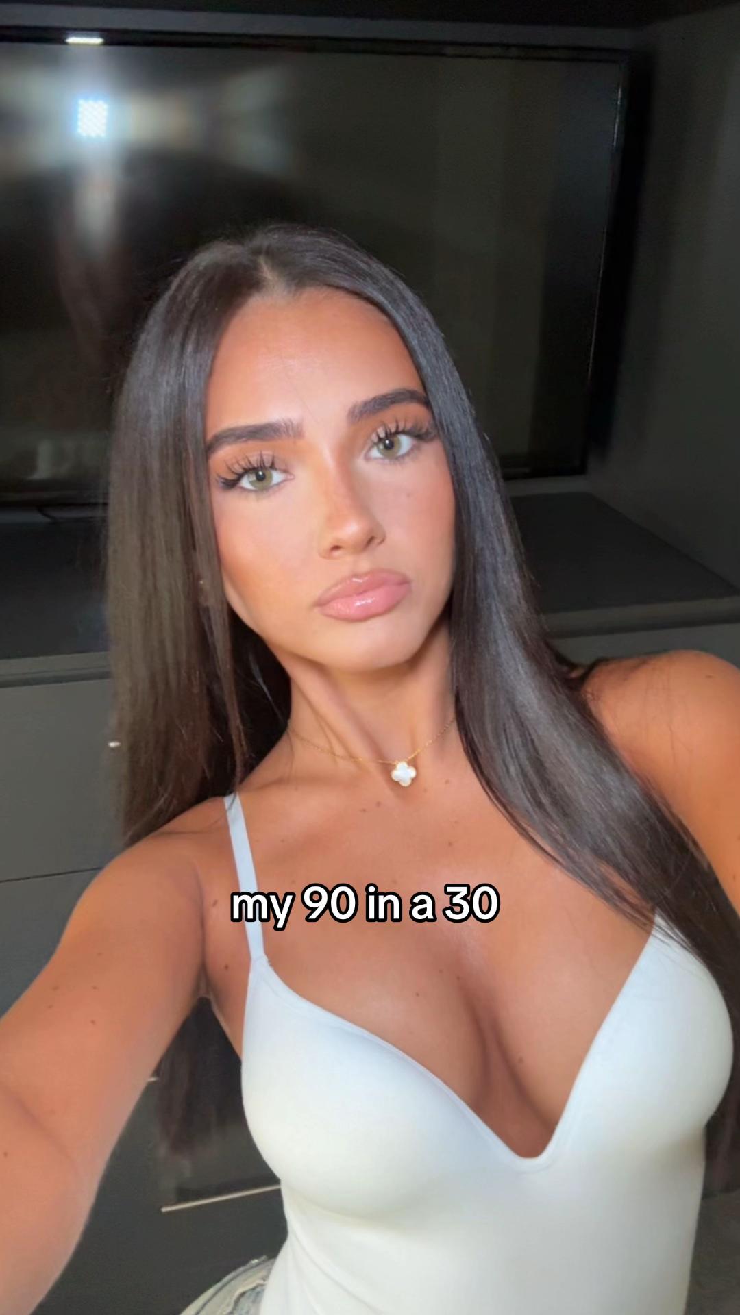 @KAY VIOLET