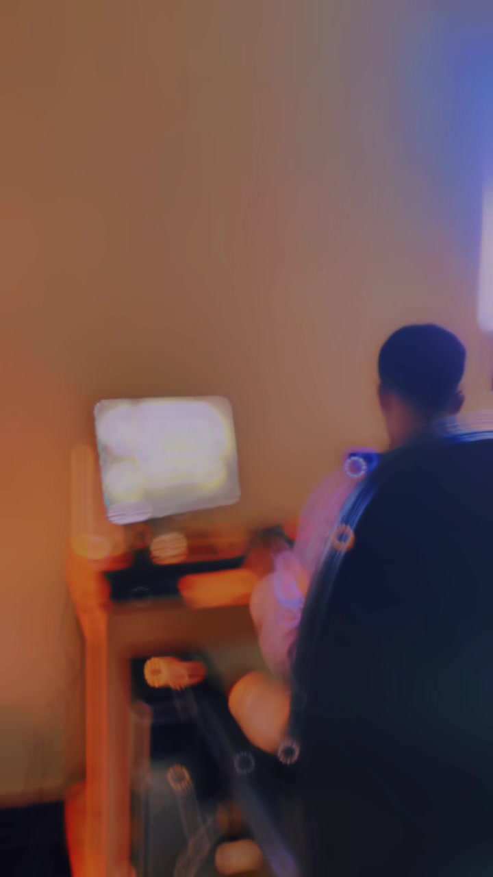@Vortexx