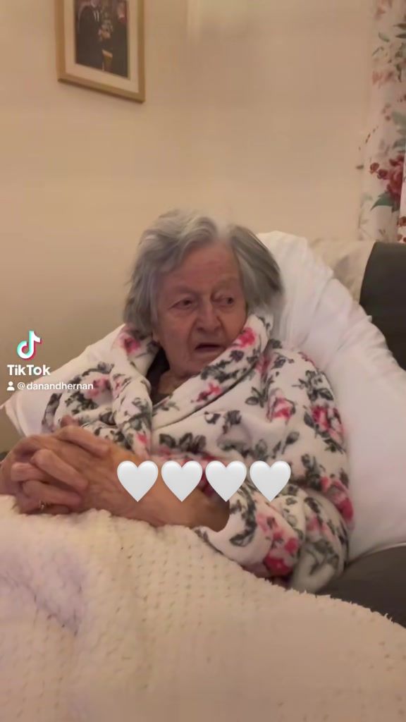 @Dan And Her Nan