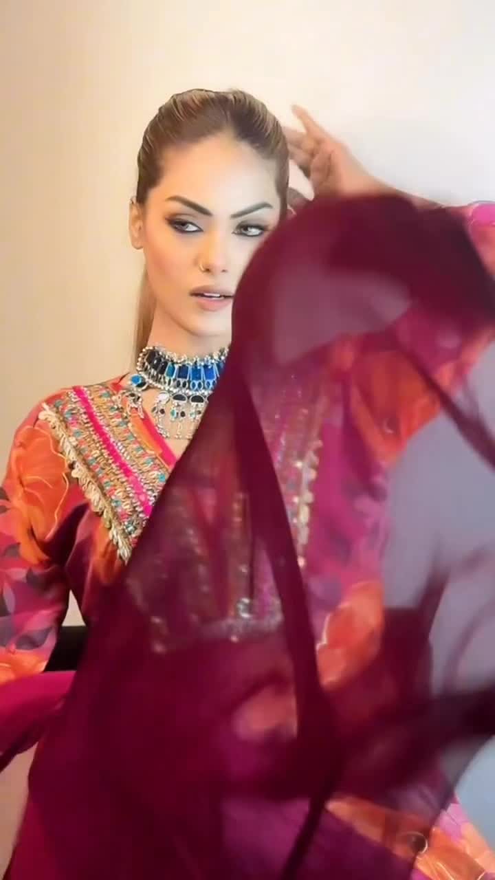 @🦋🧚&zwj;♀️Rukaiyakhan🧚&zwj;♀️🦋