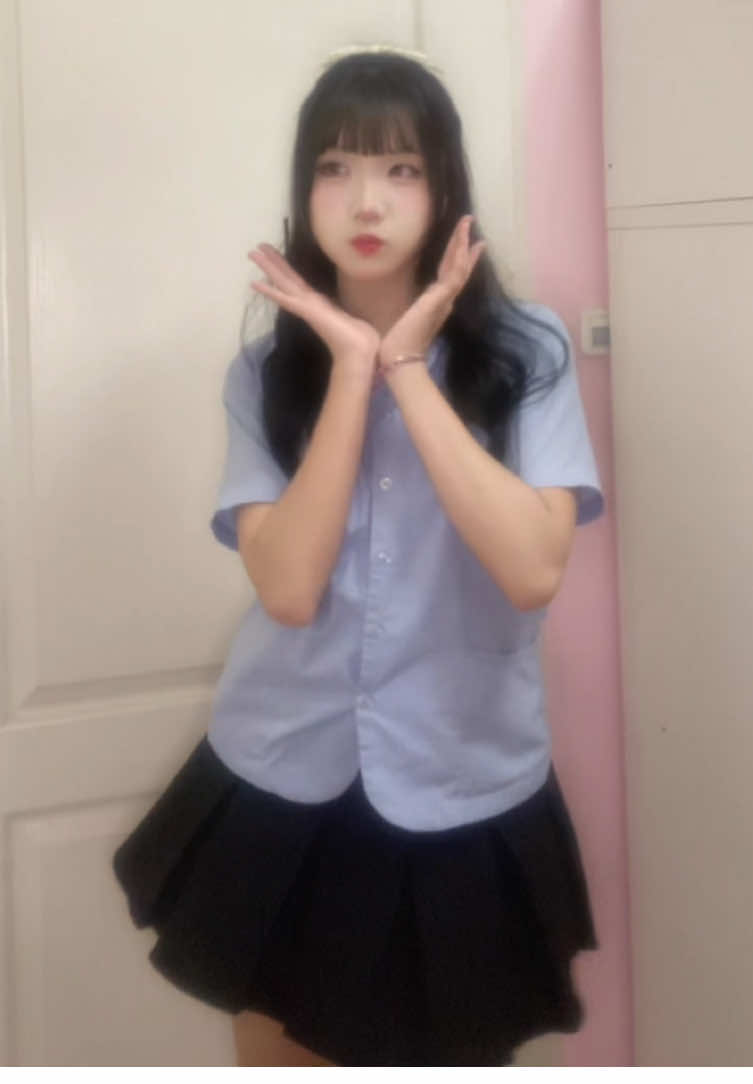 @小妮