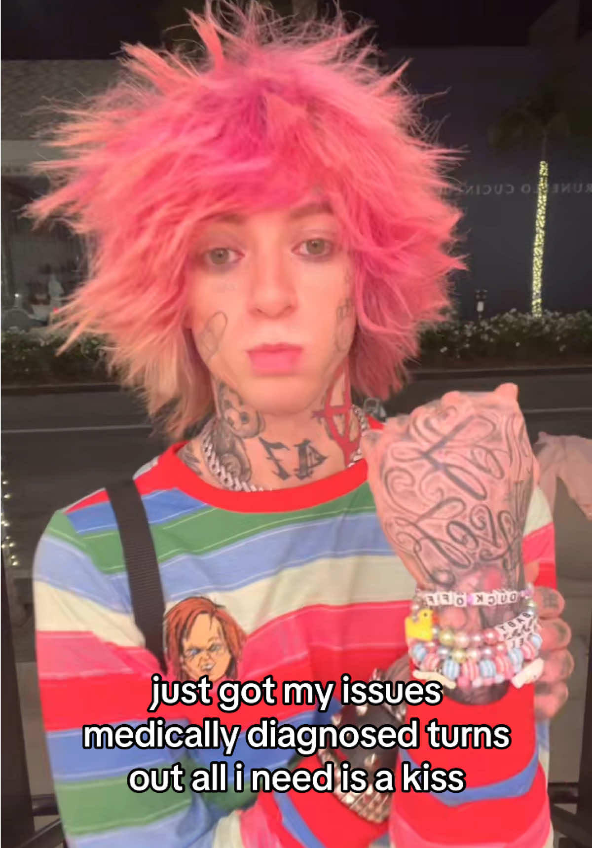 @★𝙝𝙚𝙡𝙡𝙤𝙠𝙞𝙩𝙩𝙮𝙗𝙤𝙞★
