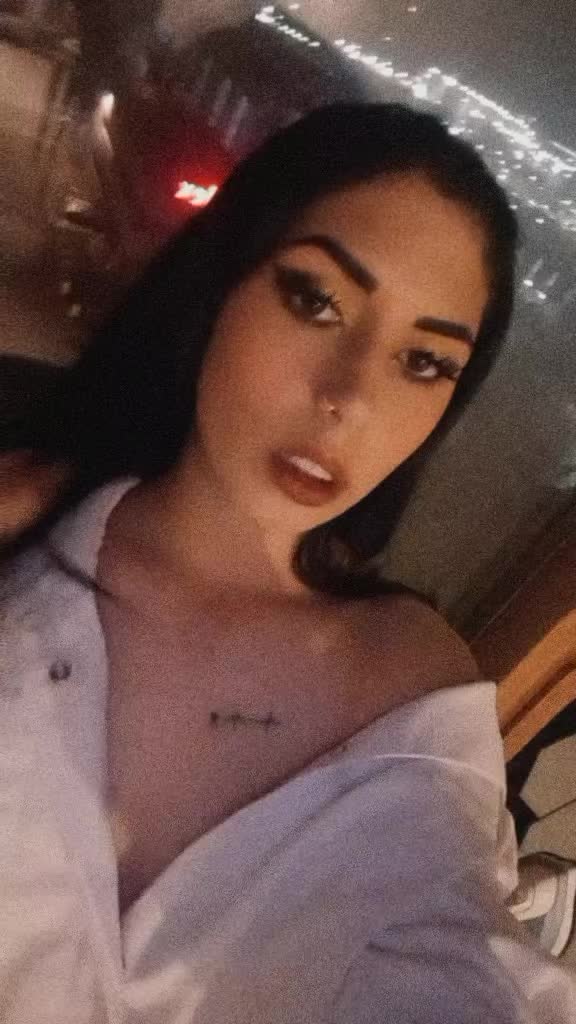 @Larisa Fazakas145