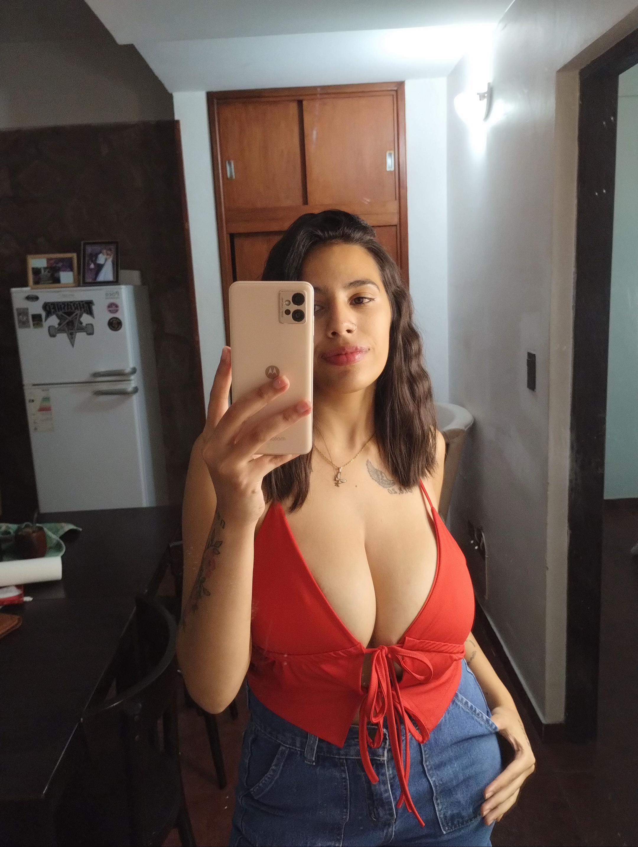 @m.i.a_o.f