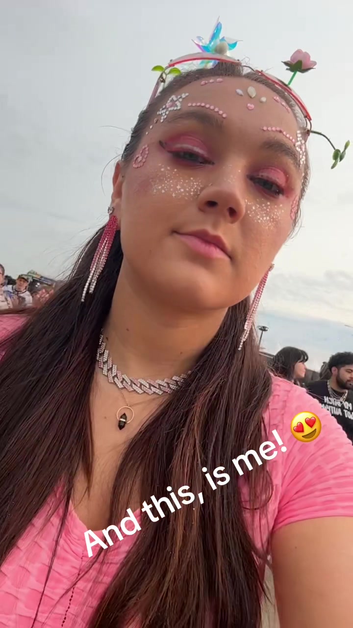 @Kelz 🖤✨