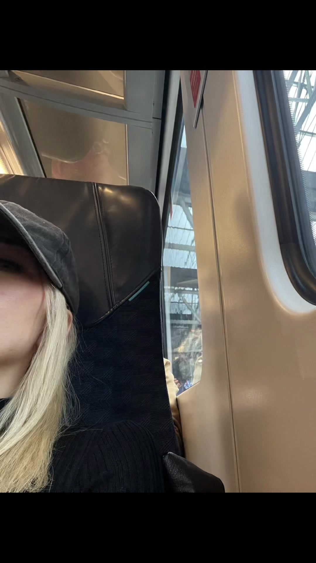 @CirillaRiannon