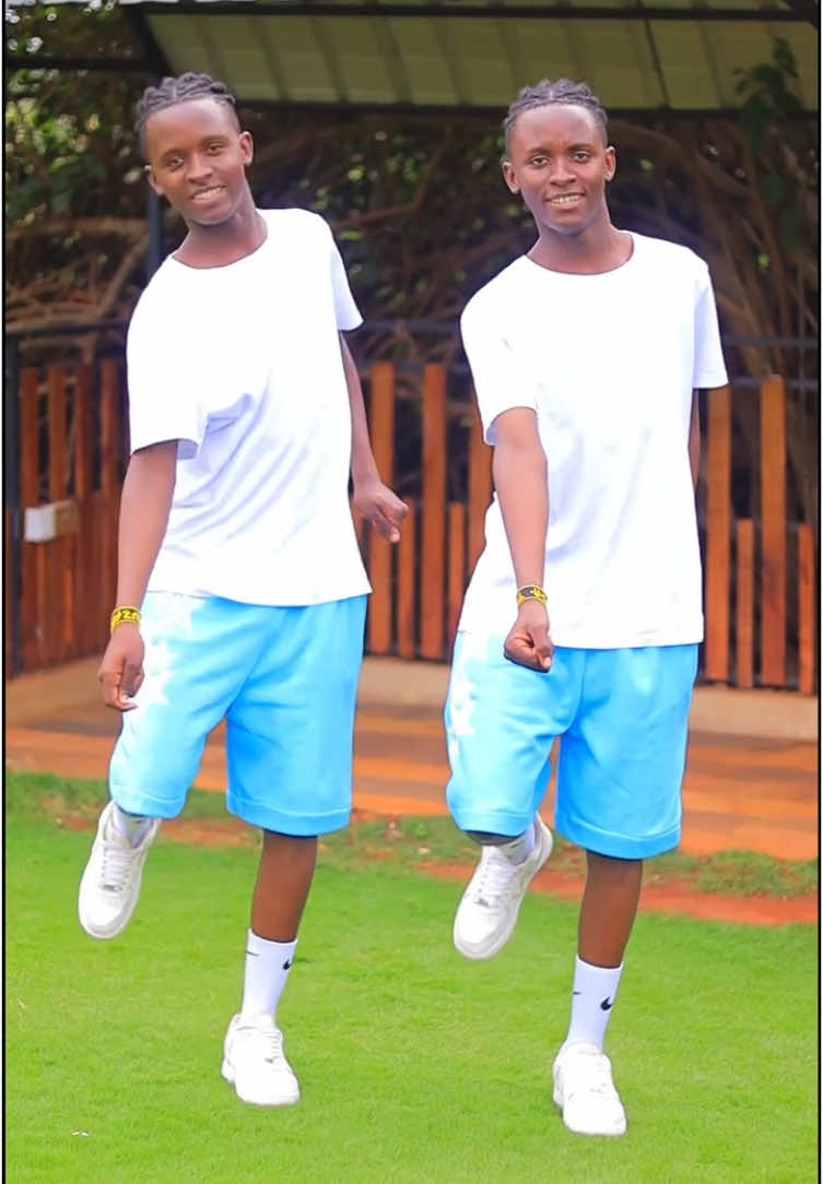 @Twinstars Africana🇰🇪