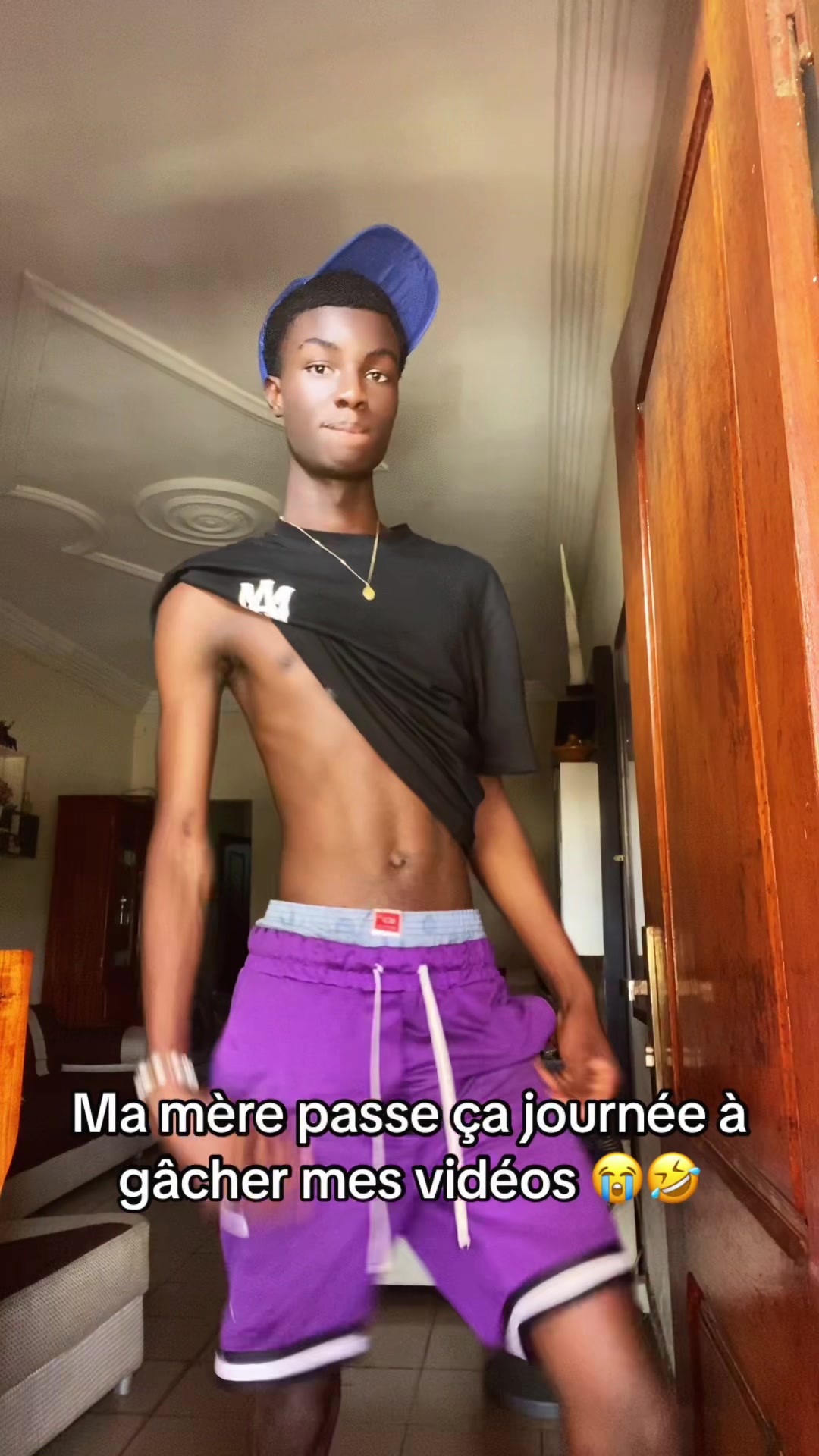 @𝑪𝑯𝑹𝑰𝑺&dagger; 𝑽𝑬𝑹𝑯𝑨★🐆.