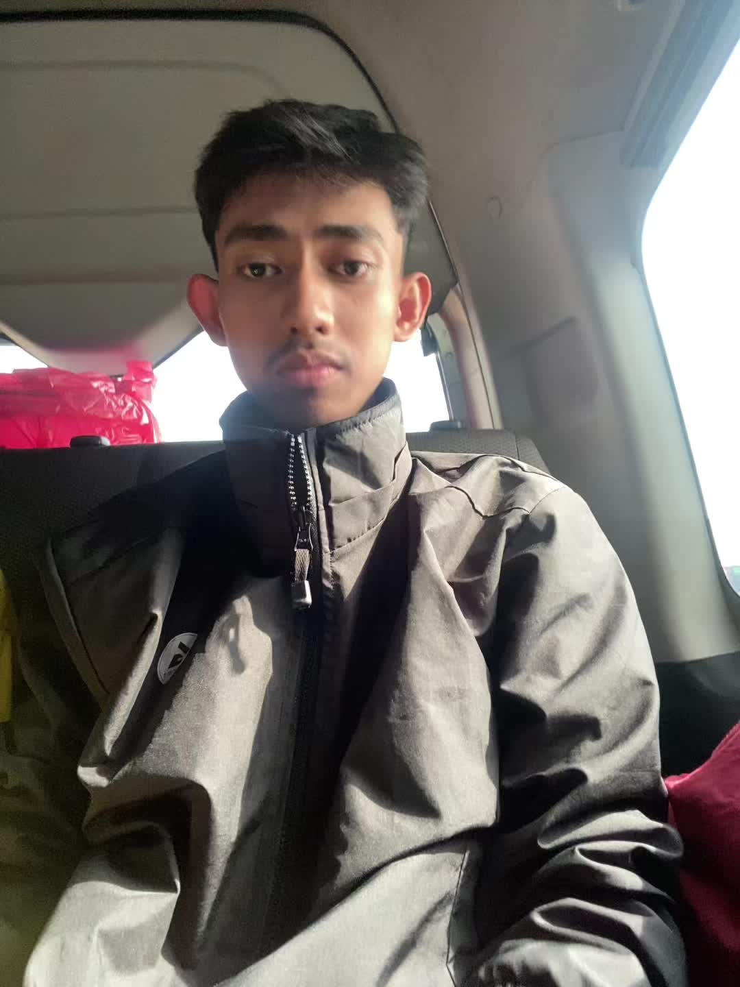 @devangga071