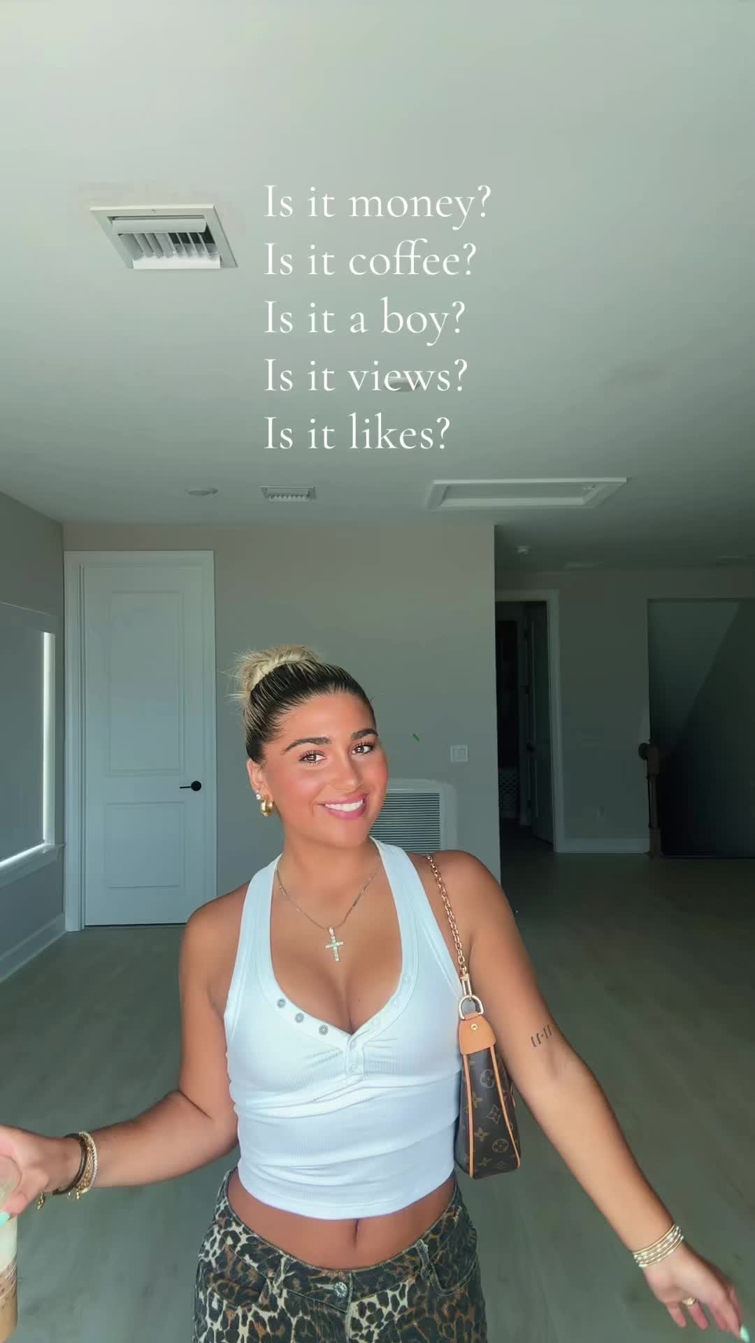 @vivi.is.extra