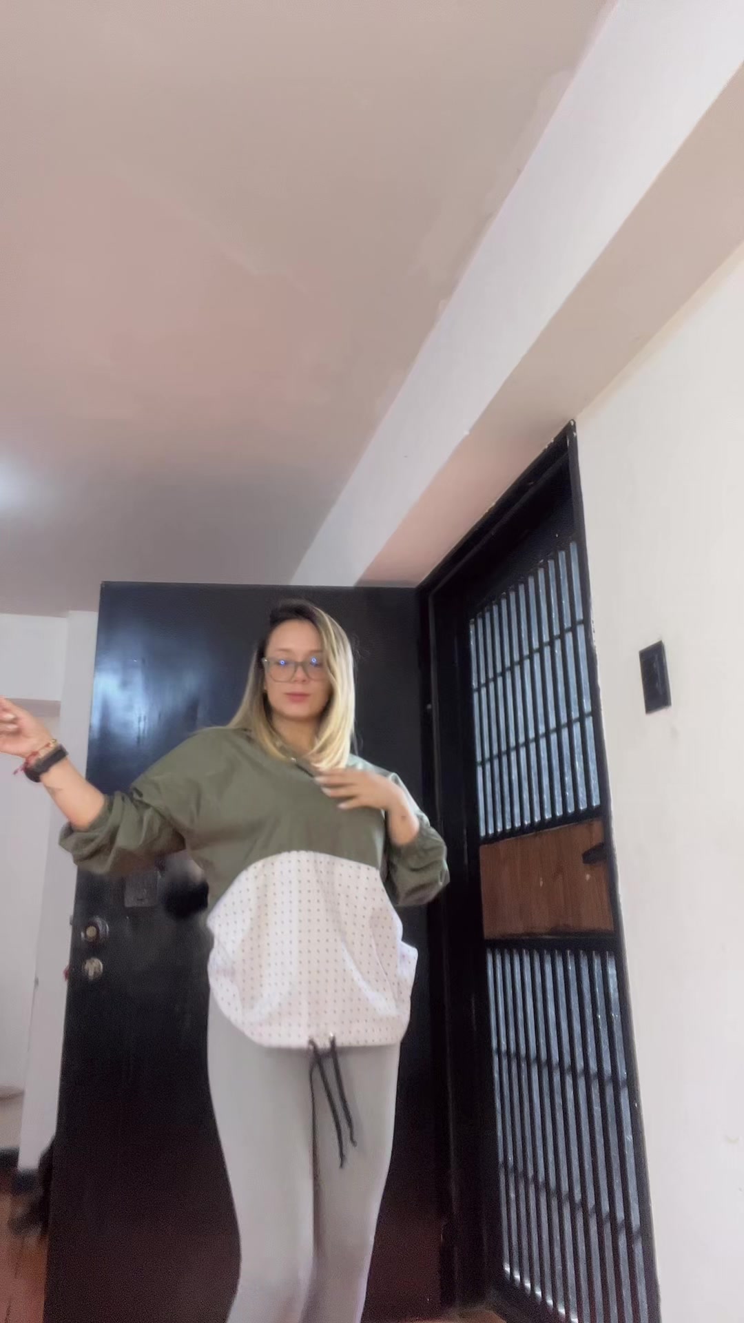 @user08606217072