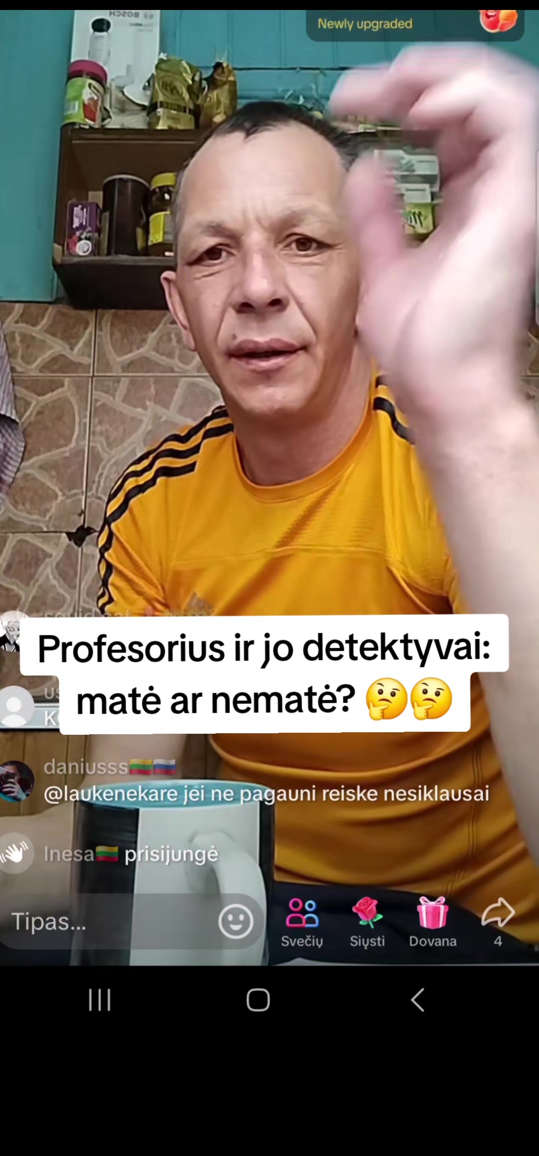 @pasipisę dėl coinsų