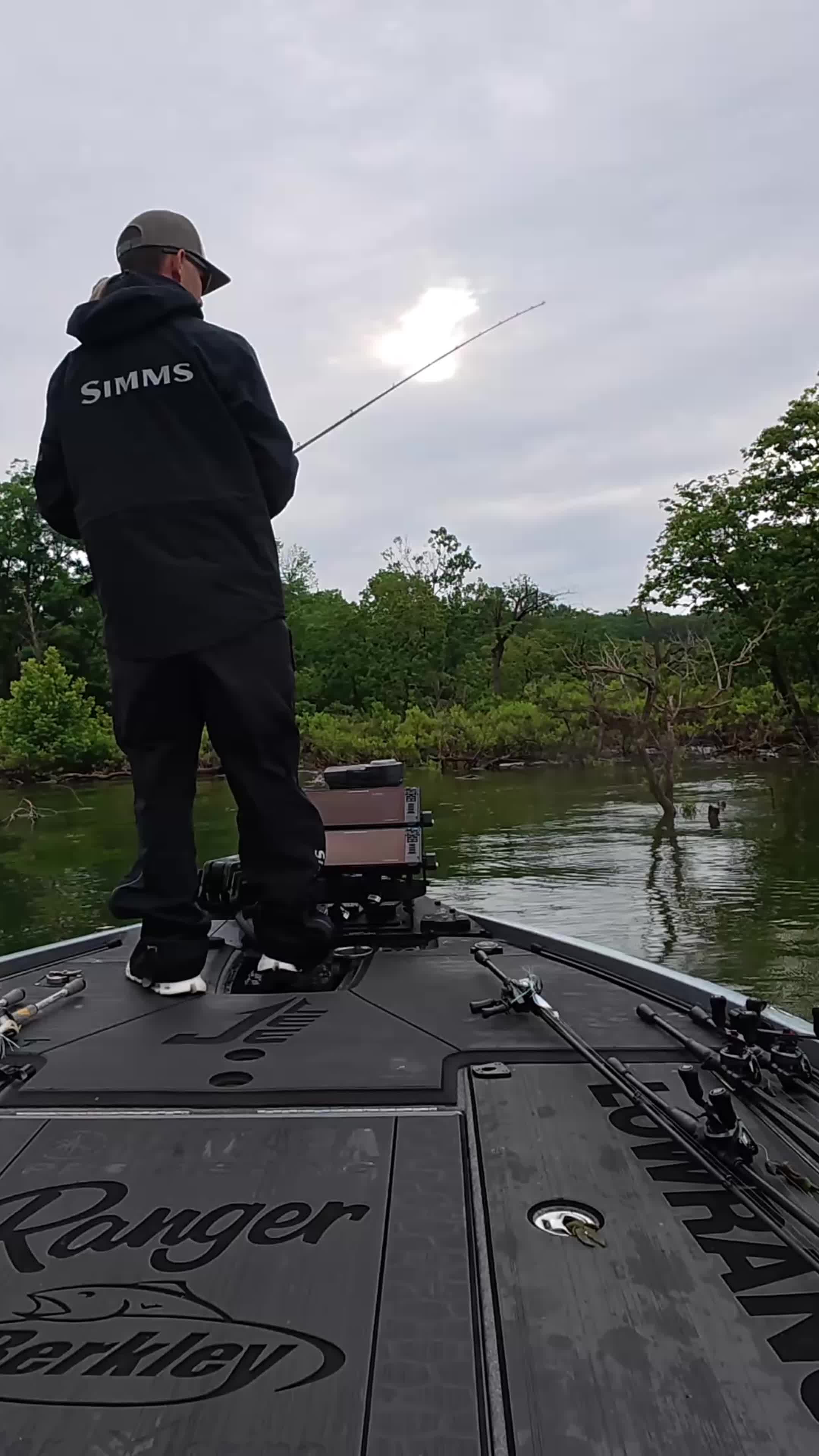 @Jleefishing