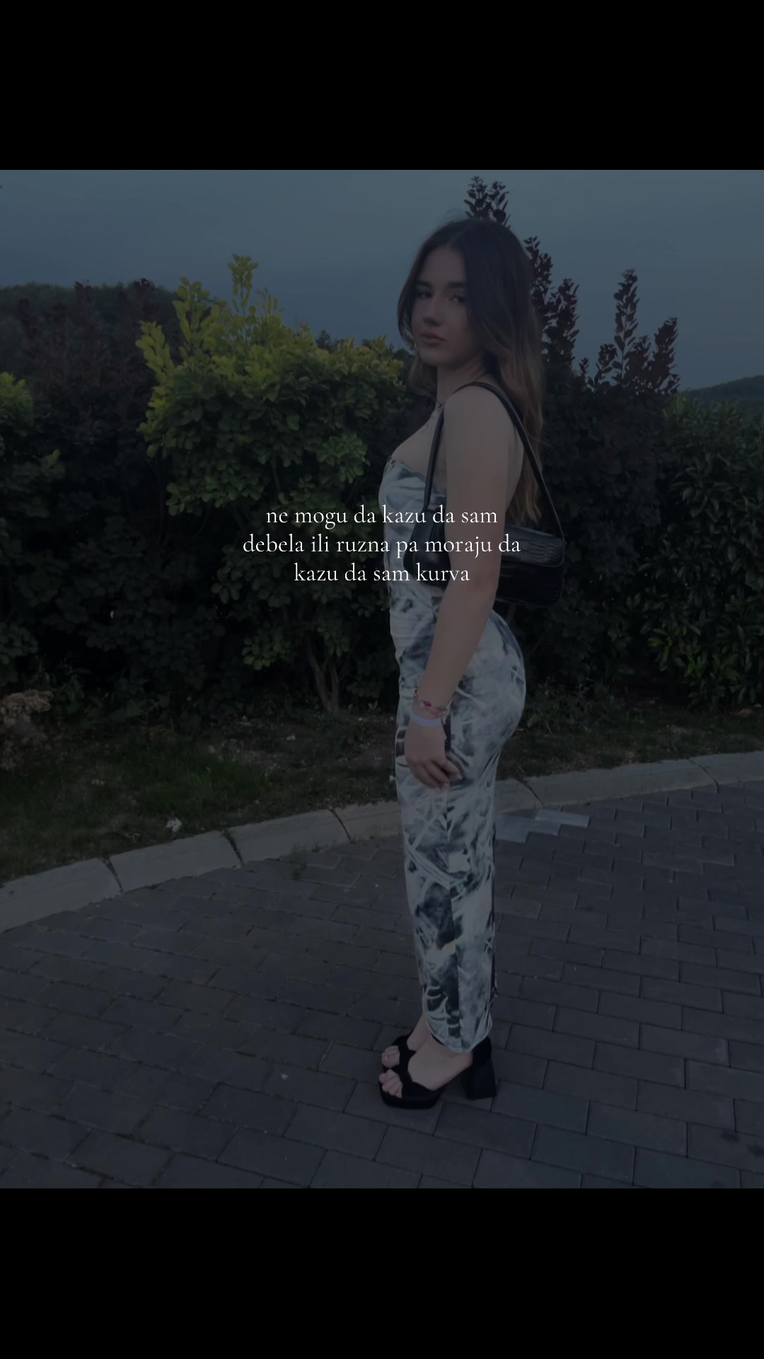 @unlatina