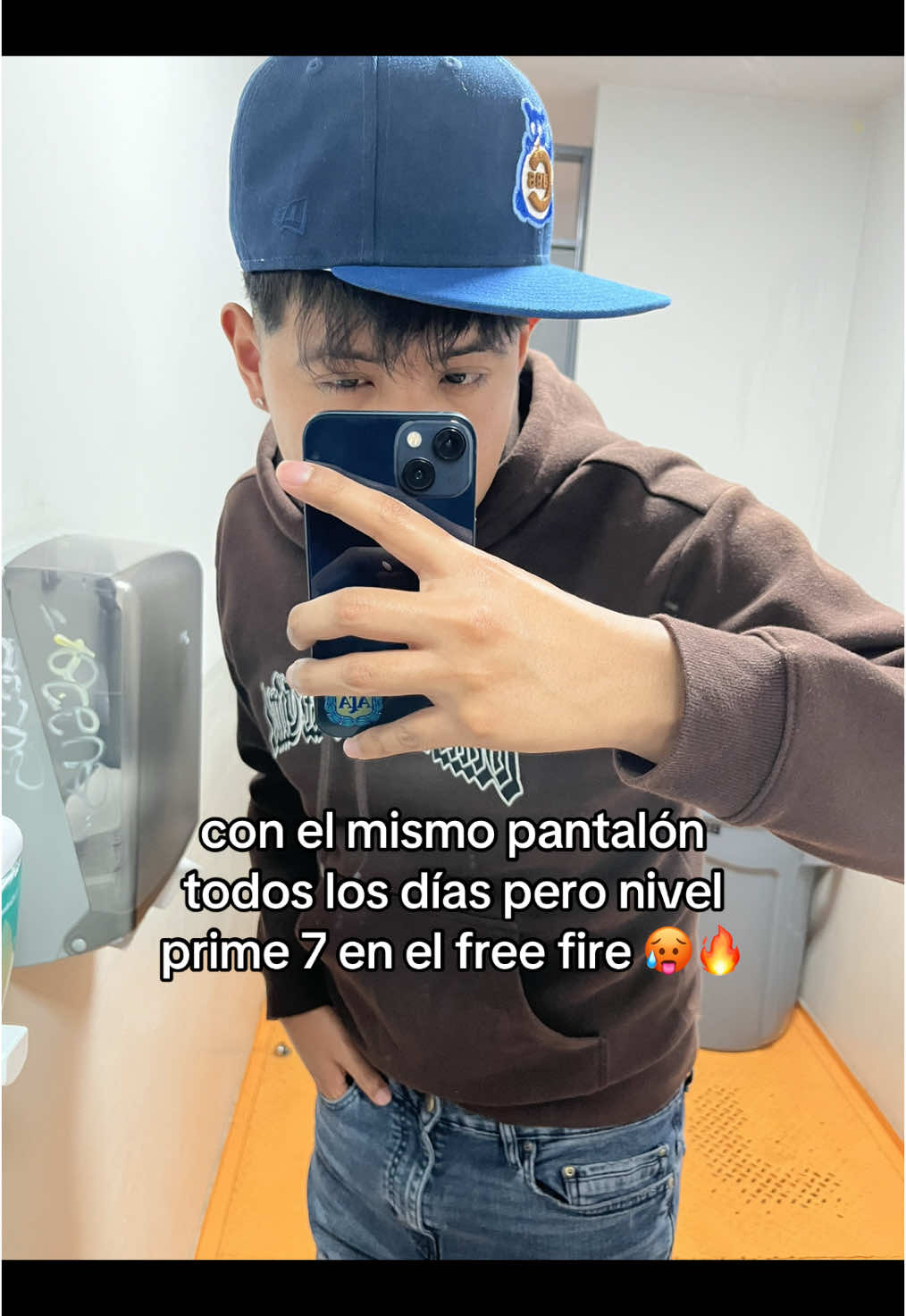 @Aarón Elizalde 🤴🏽