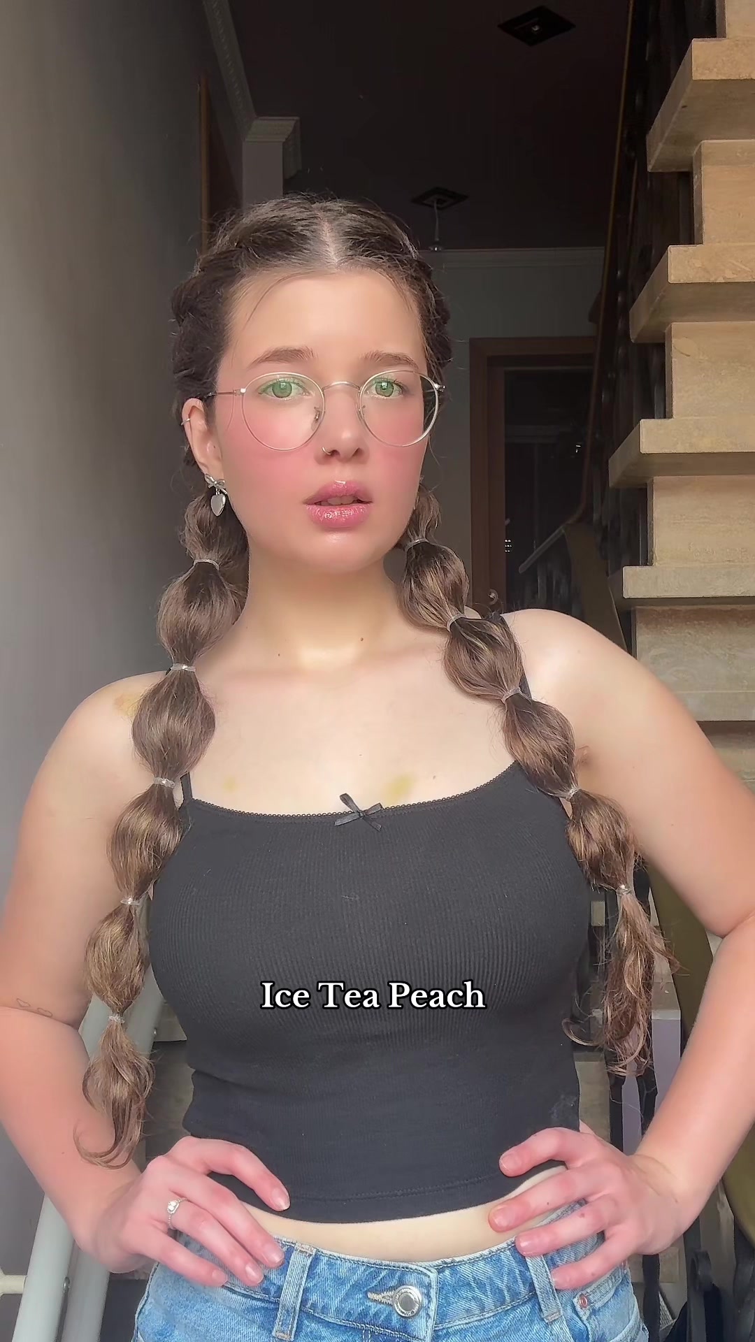 @Lara<3