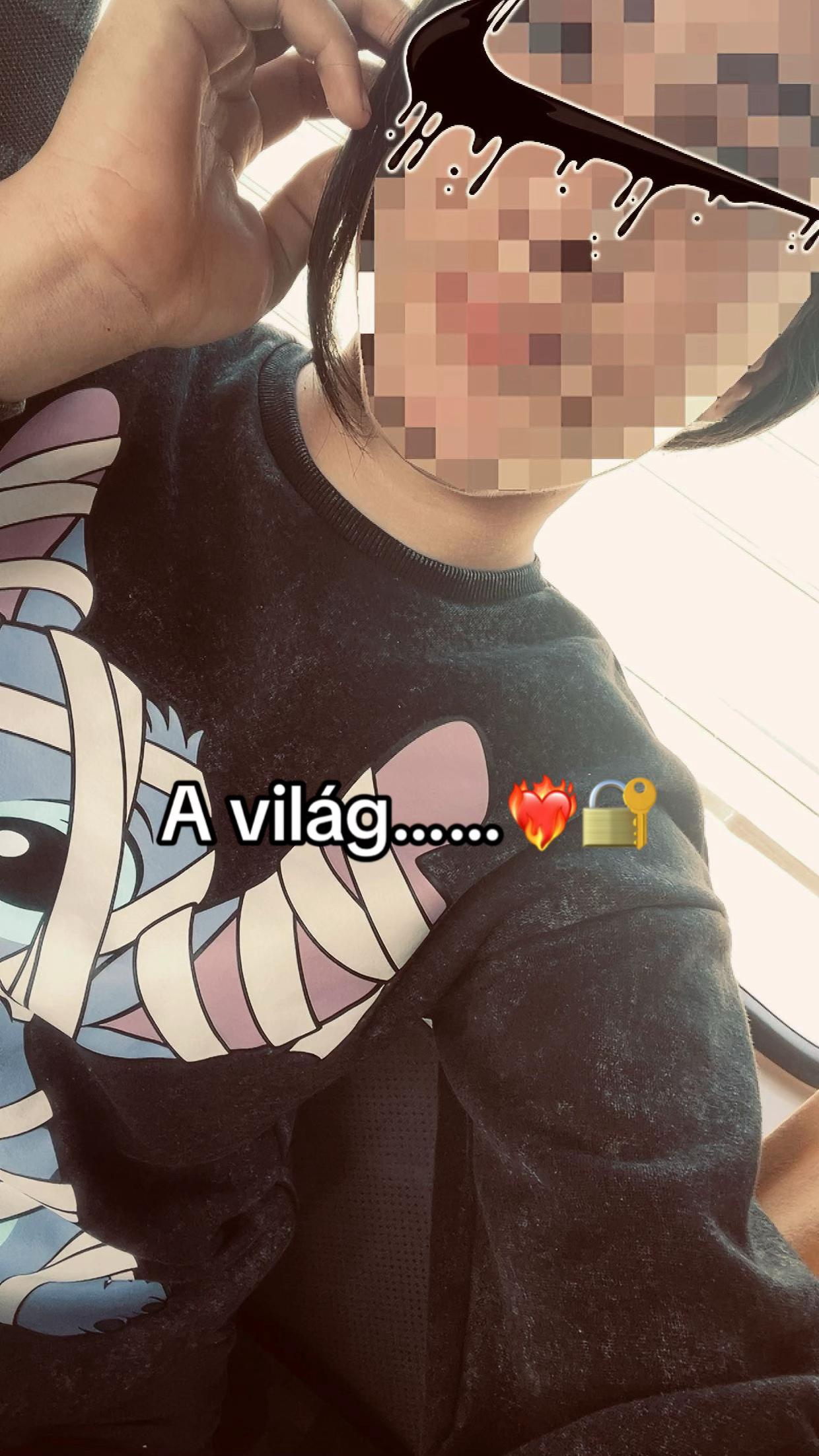 @_🥵_