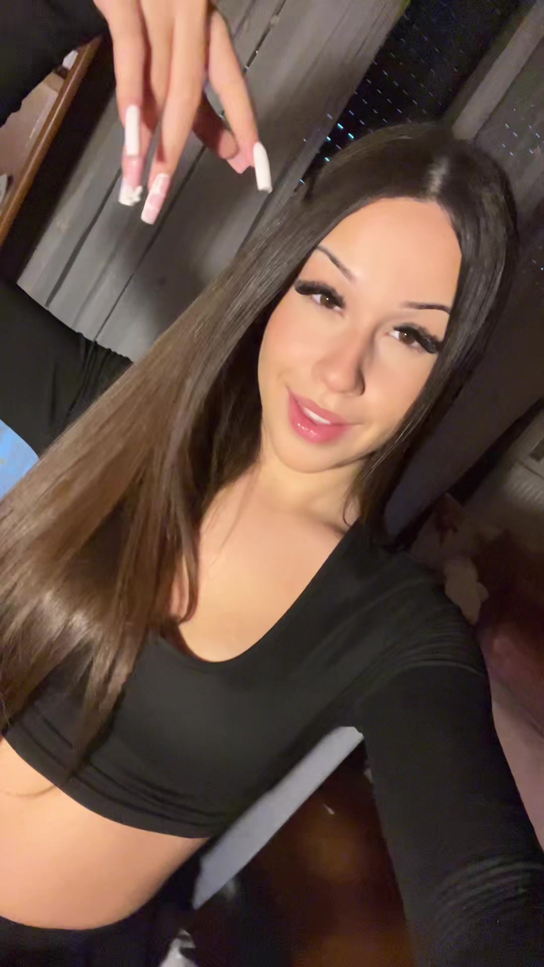 @𝒦𝓌𝓃𝓃𝒶