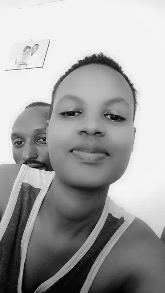 @Mukazi Aline
