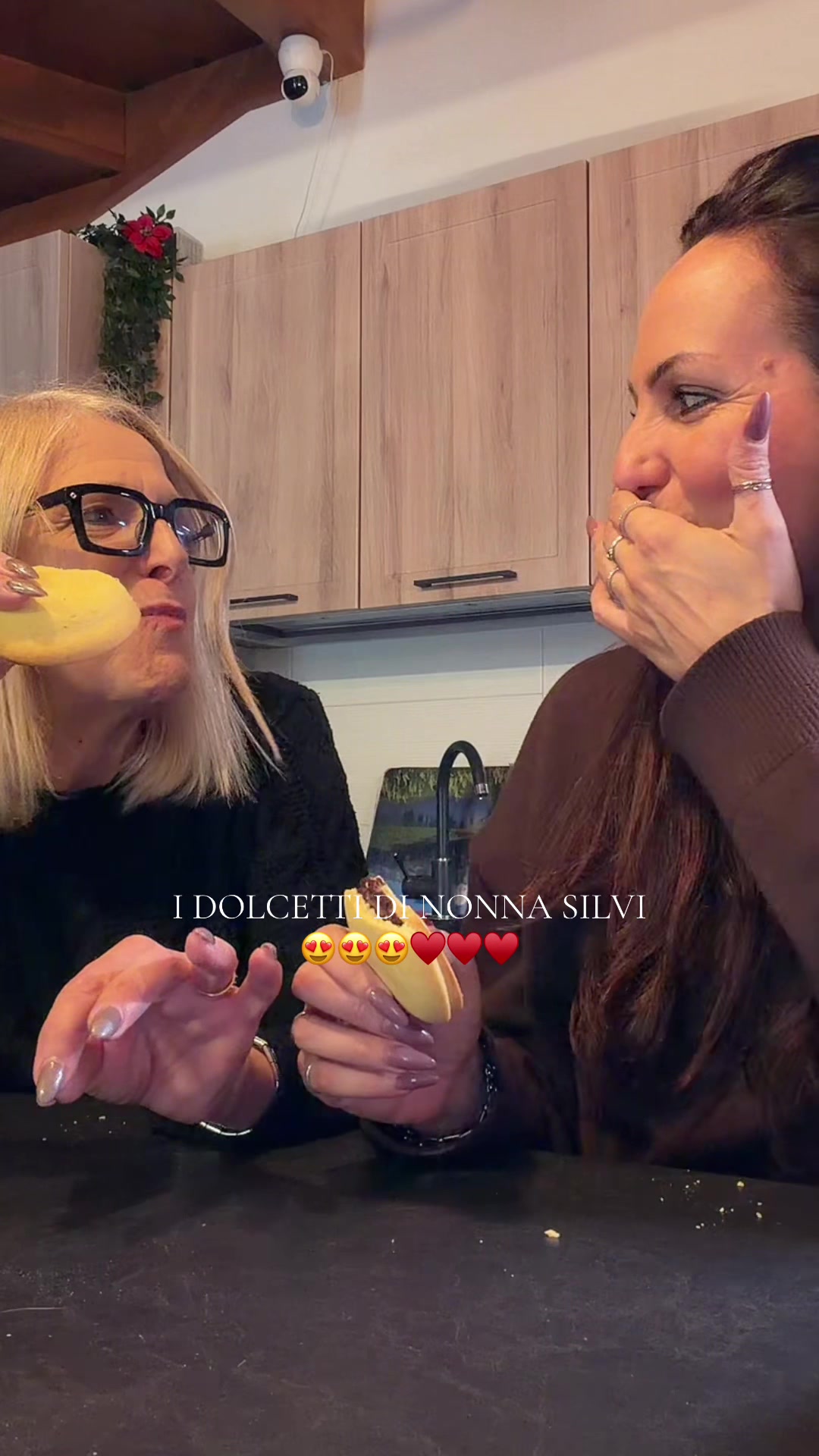 @Simo/beauty content creator