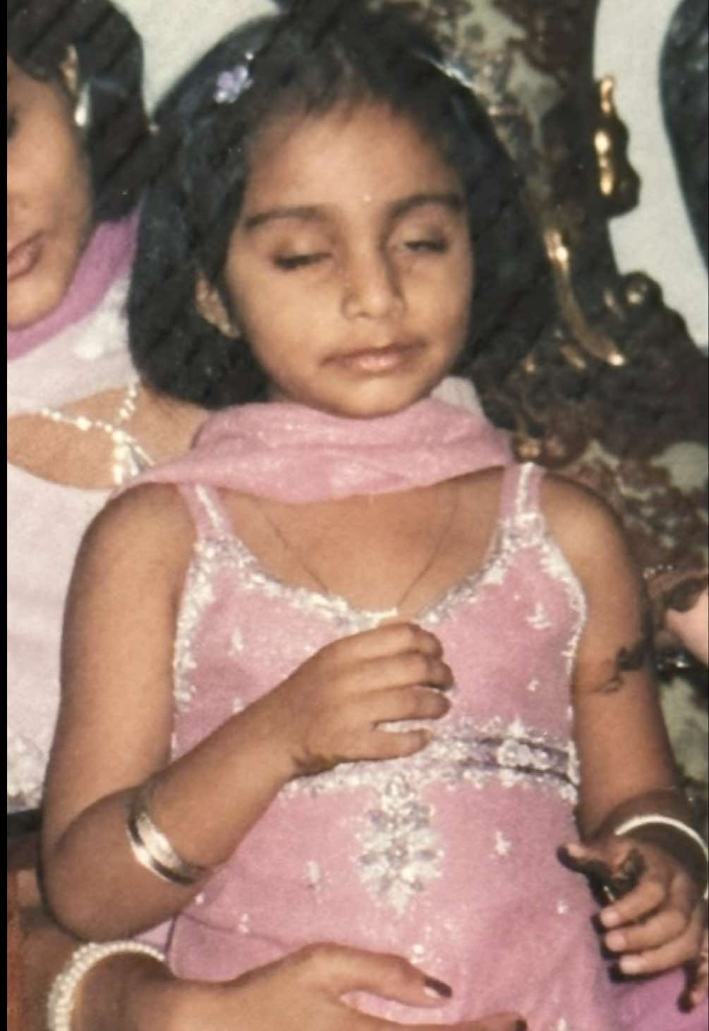 @malvikaonline