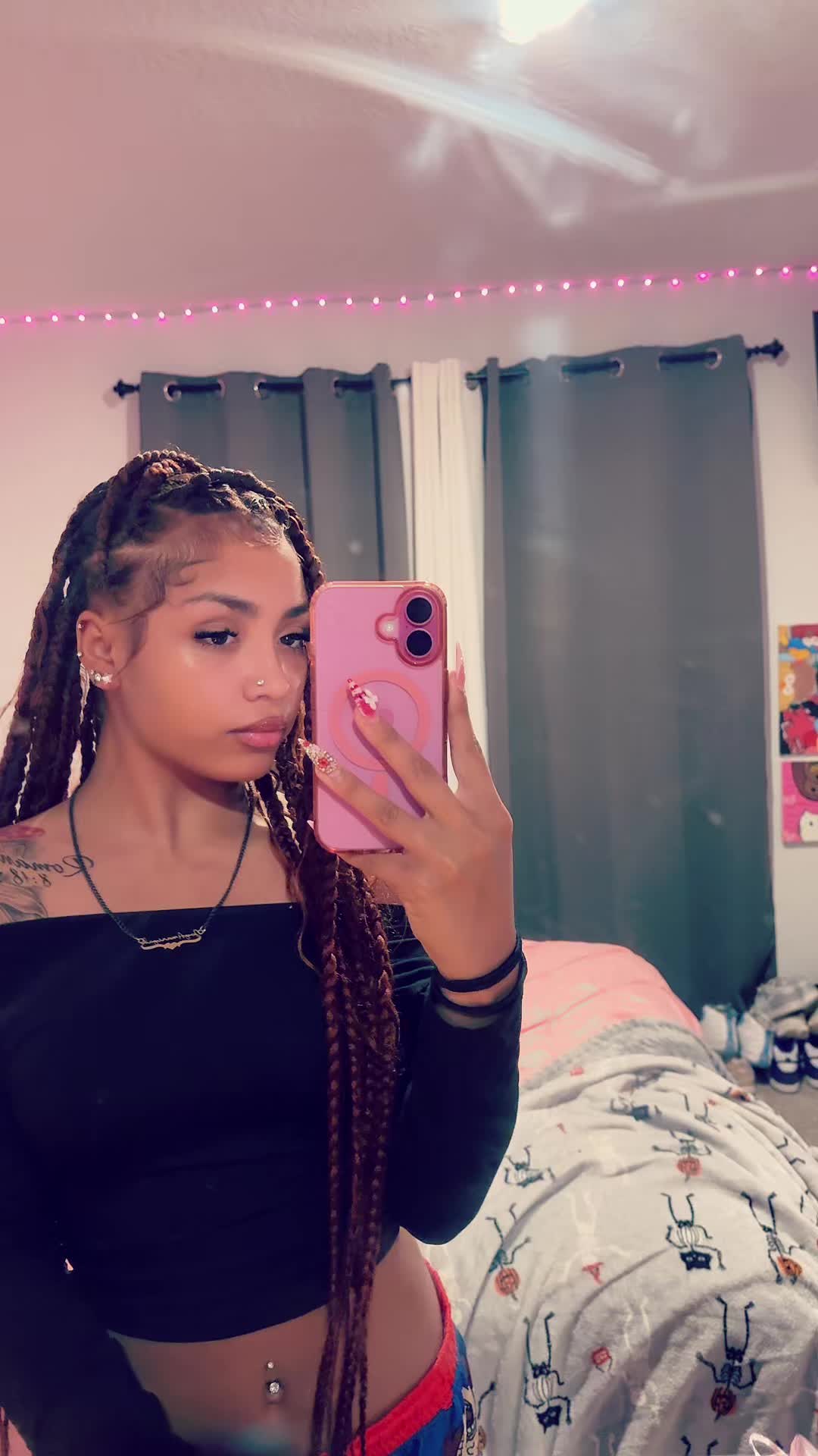 @￶