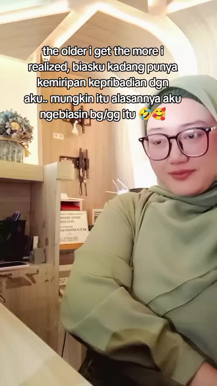 @Tia 🥸