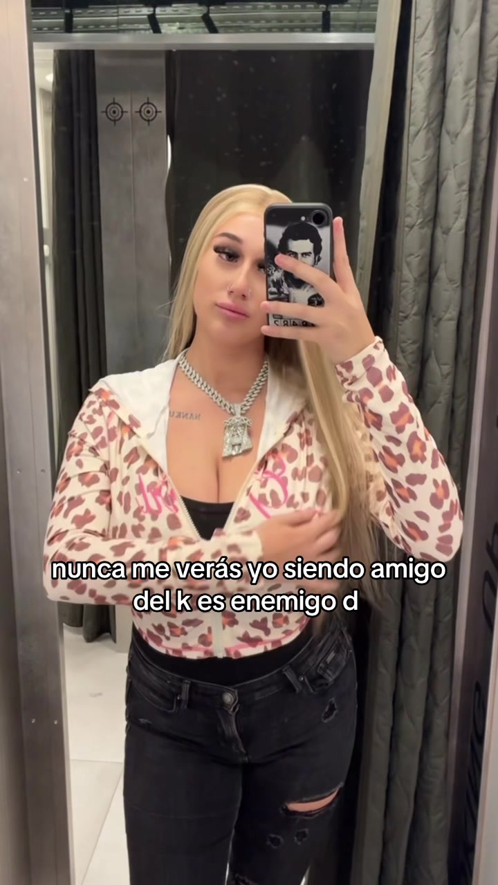@deestinyy____