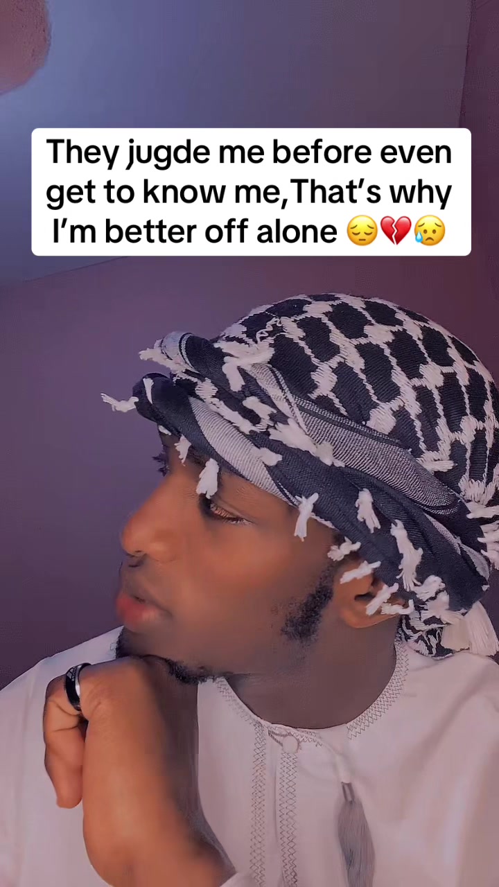 @smile for me 😊 ♈️♈️