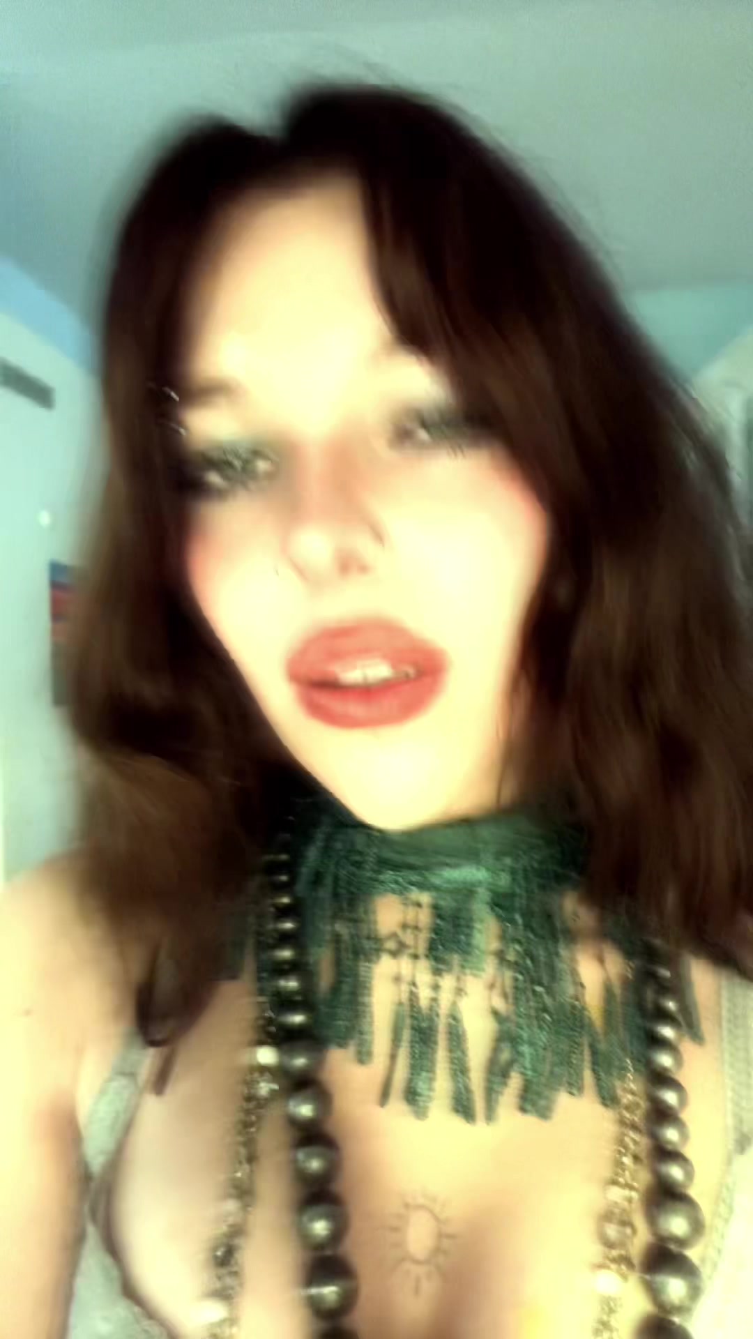 @FemmeFatigu&eacute;e
